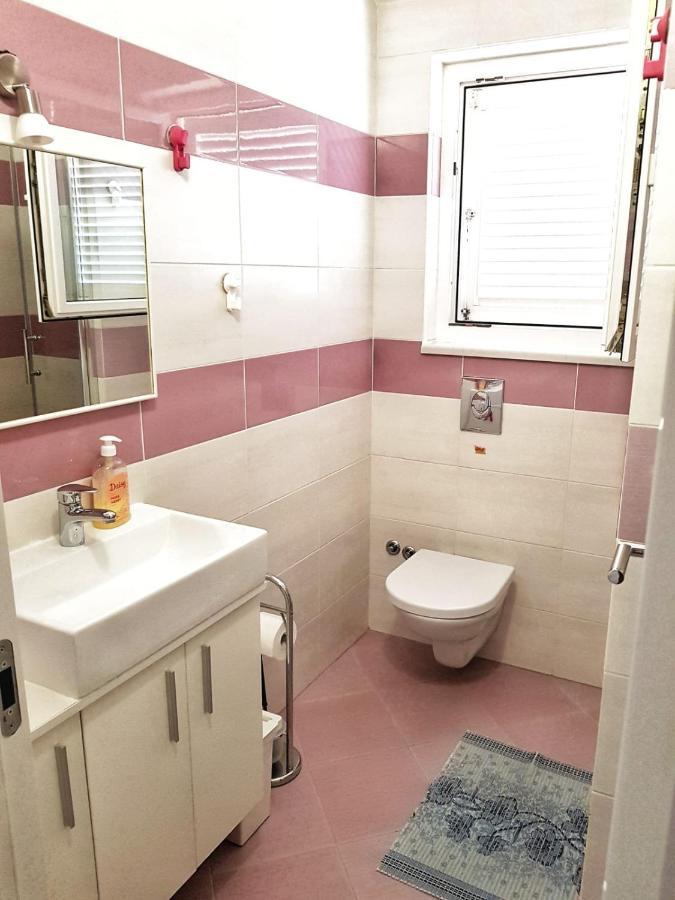Apartmani Vrancic Mandre Exterior foto